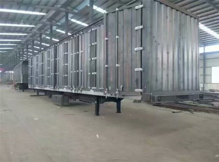 箱式半挂车