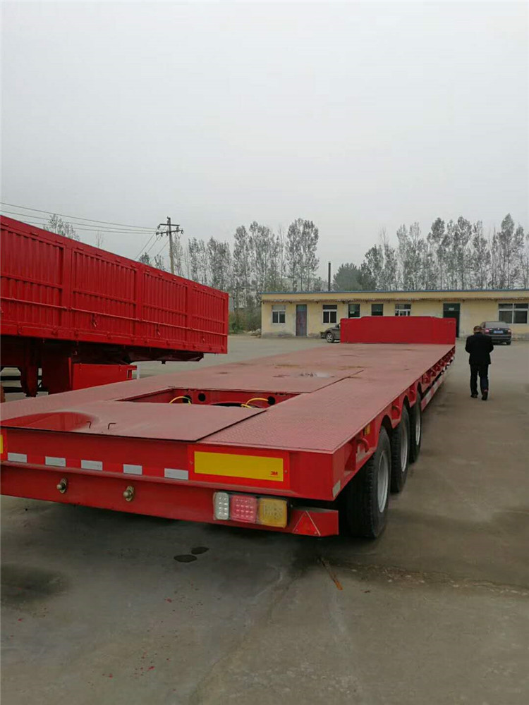 三线六轴半挂车